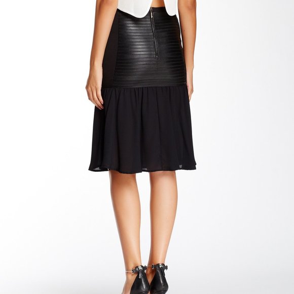 EDESSA New SKIRT Black Leather/Georgette Women's M 🎉HP🎉 - Picture 2 of 16